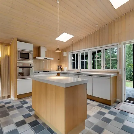 Beautiful House 1st Row To The Water Ferienhaus
